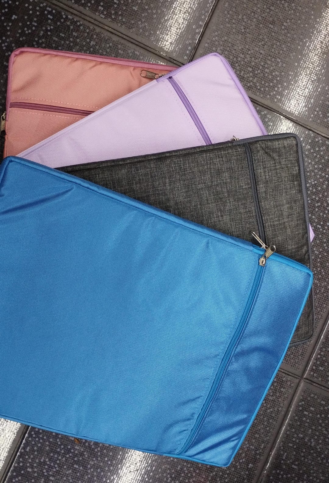 Funda de computador de 15.6 pulgadas